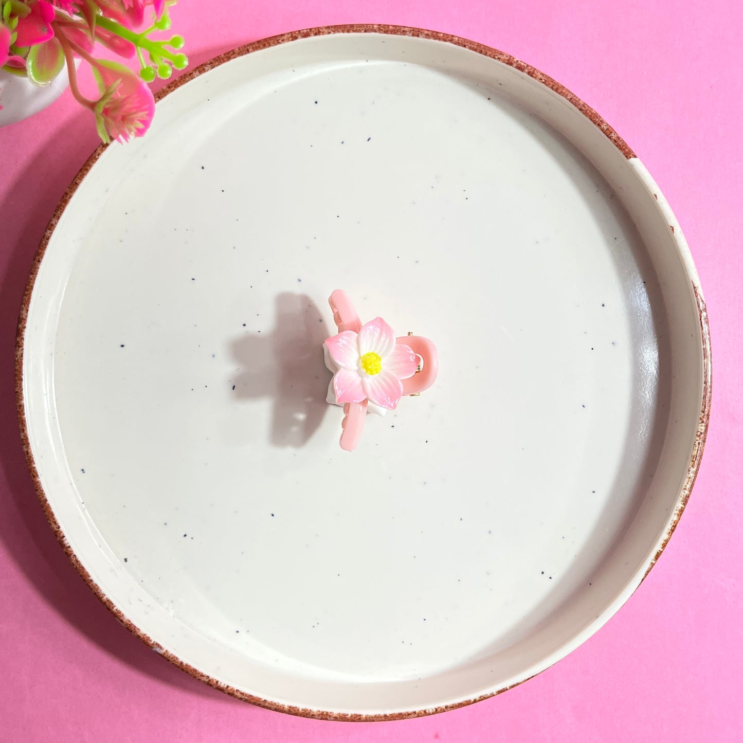 Givsy Trendy Flower Hair Claws GSYHC0011